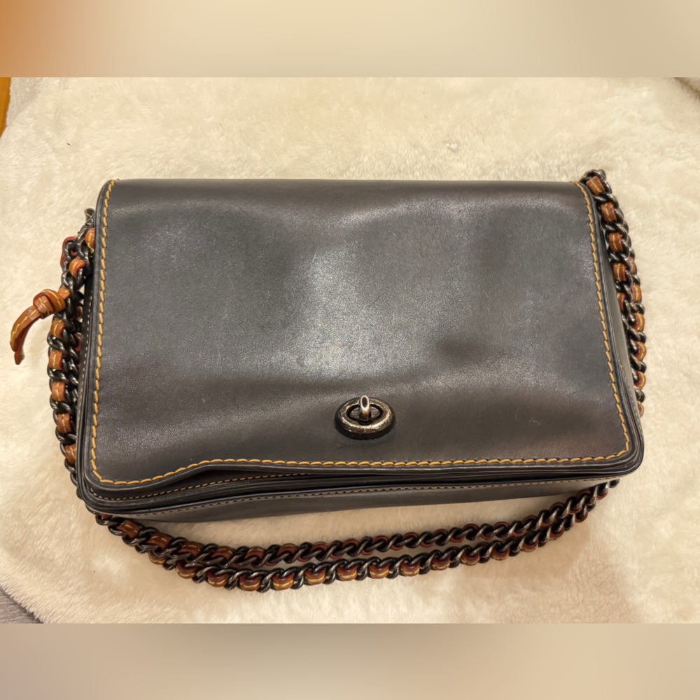 Coach Dinky Black Leather Shoulder Bag with Chain Strap in glovetan leather